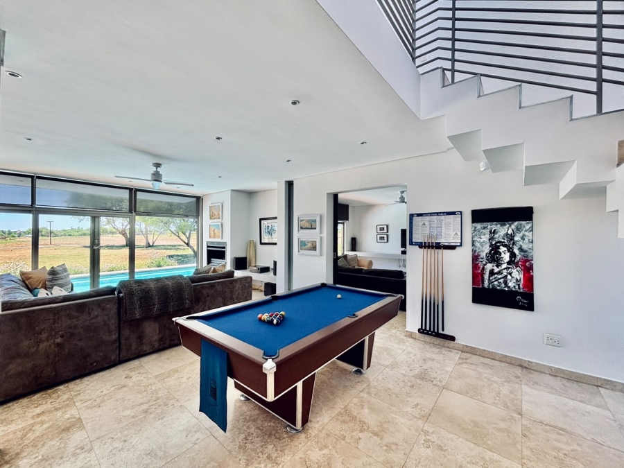 5 Bedroom Property for Sale in Waterford Golf and River Estate Free State
